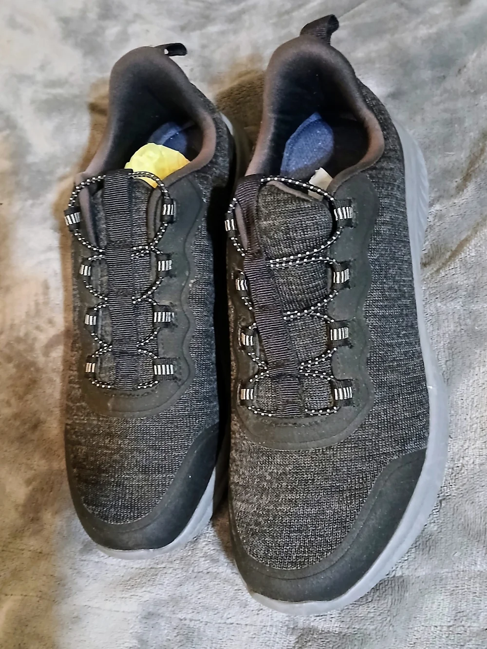 Athletic Works Sneakers Size 9 No Tie Like New